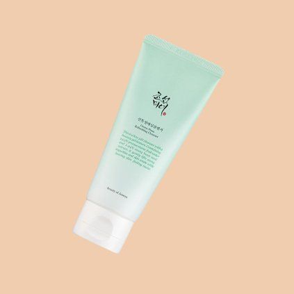 Green Plum Refreshing Cleanser